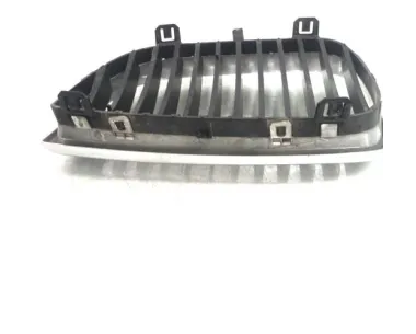 Grille de calandre droite BMW SERIE 1 E81 