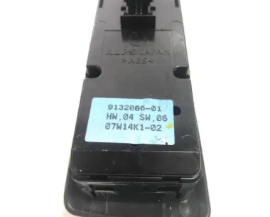 Interrupteur de leve vitre avant gauche BMW SERIE 1 E87 PHASE 2 