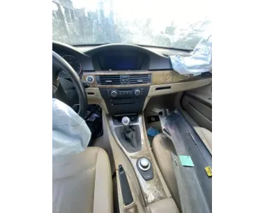 Support poignee porte avant droite BMW SERIE 3 E90 PHASE 1 Diesel