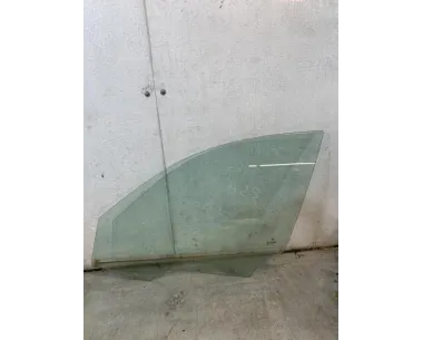 Vitre avant gauche BMW SERIE 3 E90 PHASE 2 Essence