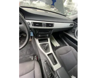 Vitre avant gauche BMW SERIE 3 E90 PHASE 2 Essence