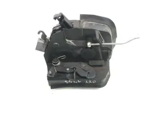 Serrure arriere gauche BMW X5 E53 Diesel 2