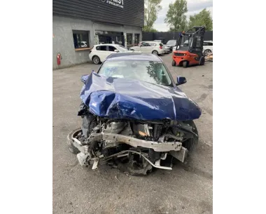 Feu arriere stop central BMW SERIE 1 F40 Essence