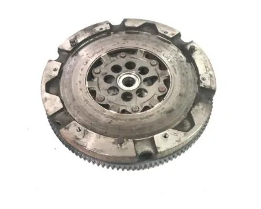 Volant moteur BMW X3 E83 PHASE 2 Diesel