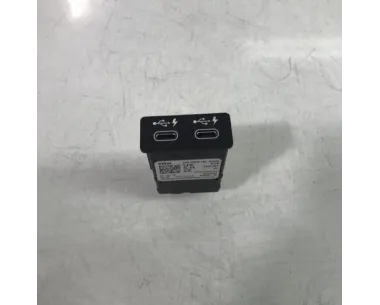 Prise port USB BMW X1 U11 