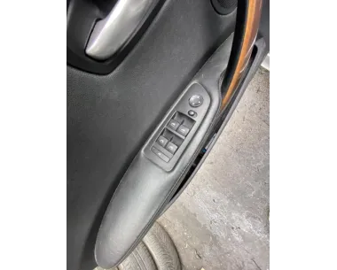 Charniere de capot BMW SERIE 1 E87 PHASE 1 Diesel