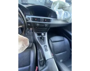 Console central (interieur plastique) BMW SERIE 3 E91 TOURING PHASE 2 BREAK Diesel