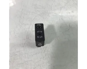 Prise port USB MINI MINI 2 R60 COUNTRYMAN BREAK Diesel