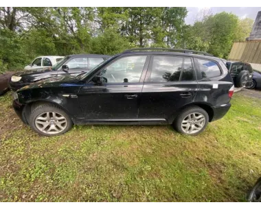 Console central (interieur plastique) BMW X3 E83 PHASE 2 Diesel