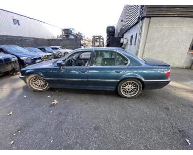 Cremaillere assistee BMW SERIE 7 E38 Essence