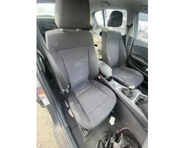 Boite a gants BMW SERIE 1 E87 PHASE 2 Diesel