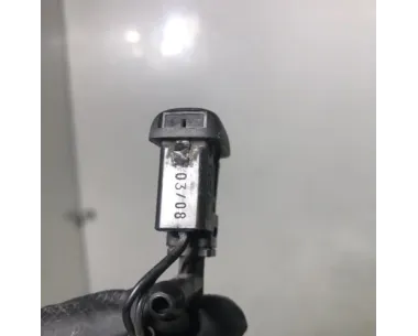 Gicleur lave glace BMW SERIE 1 E88 CABRIO Essence