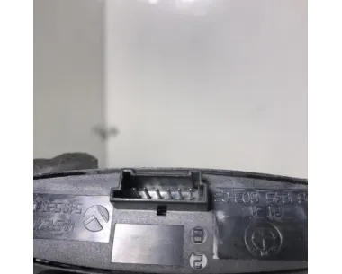 Bouton de warning BMW SERIE 1 E87 PHASE 2 Diesel